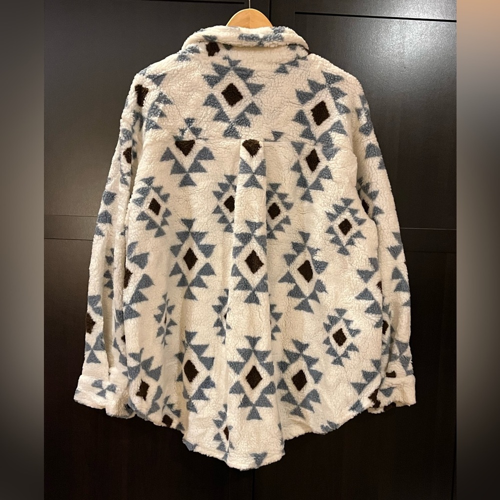Grace & Emma "She Could Be The One" ivory aztec pattern sherpa jacket. 2XL. NWT - Picture 7 of 14